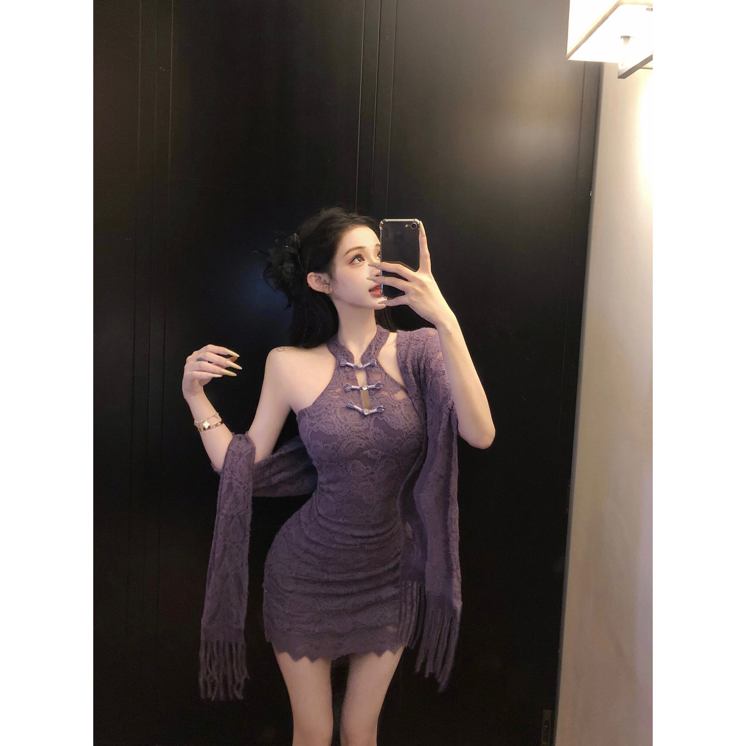 套装女2026秋冬新款纯欲风辣妹披肩开衫蕾丝镂空挂脖连衣裙两件套