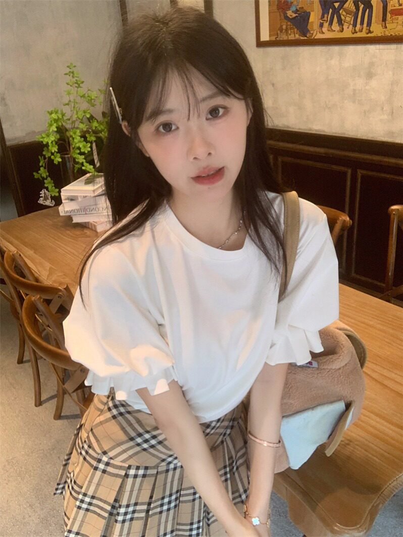2026夏季新款气质别致显瘦打底衫高级感时尚泡泡袖宽松T恤女上衣