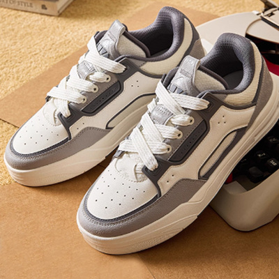 安踏骜杰板鞋男休闲鞋经典撞色8百搭潮流滑板鞋运动鞋112618043