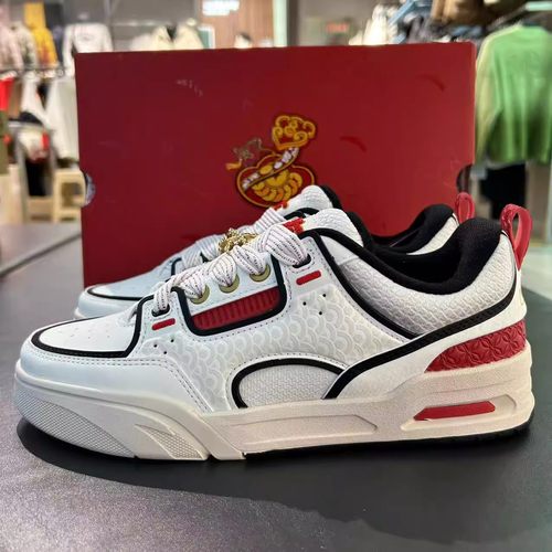 安踏骜杰板鞋男蛇年好事发生1厚底增高运动男鞋官方正品112518040