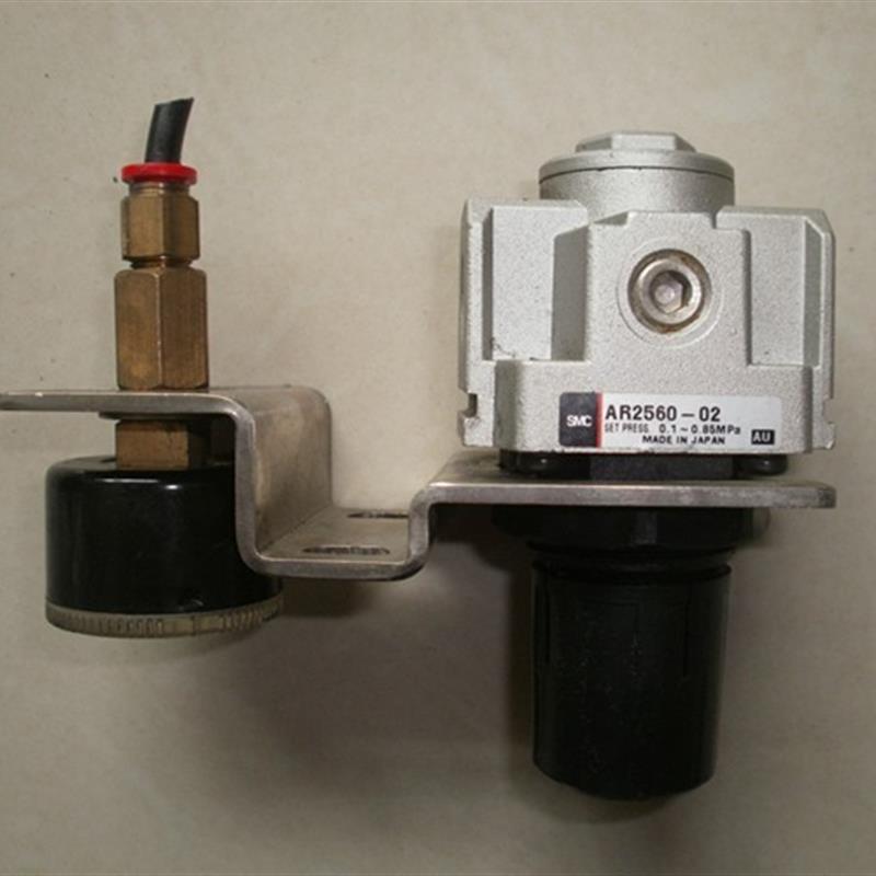 9成新的原装SMC调压阀 AR2560-02  包好海