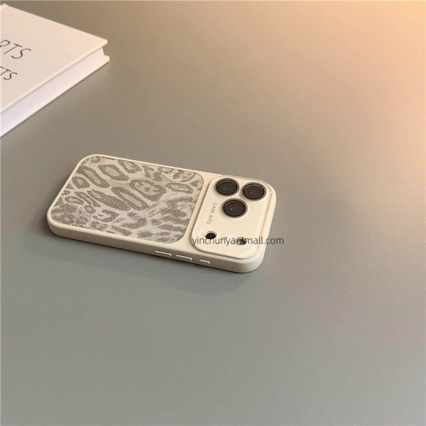 白灰豹纹贴皮适用苹果17手机壳硬16Pro磨砂15pro简约16高级感iPhone15防摔14新款17pro全包16promax男女13