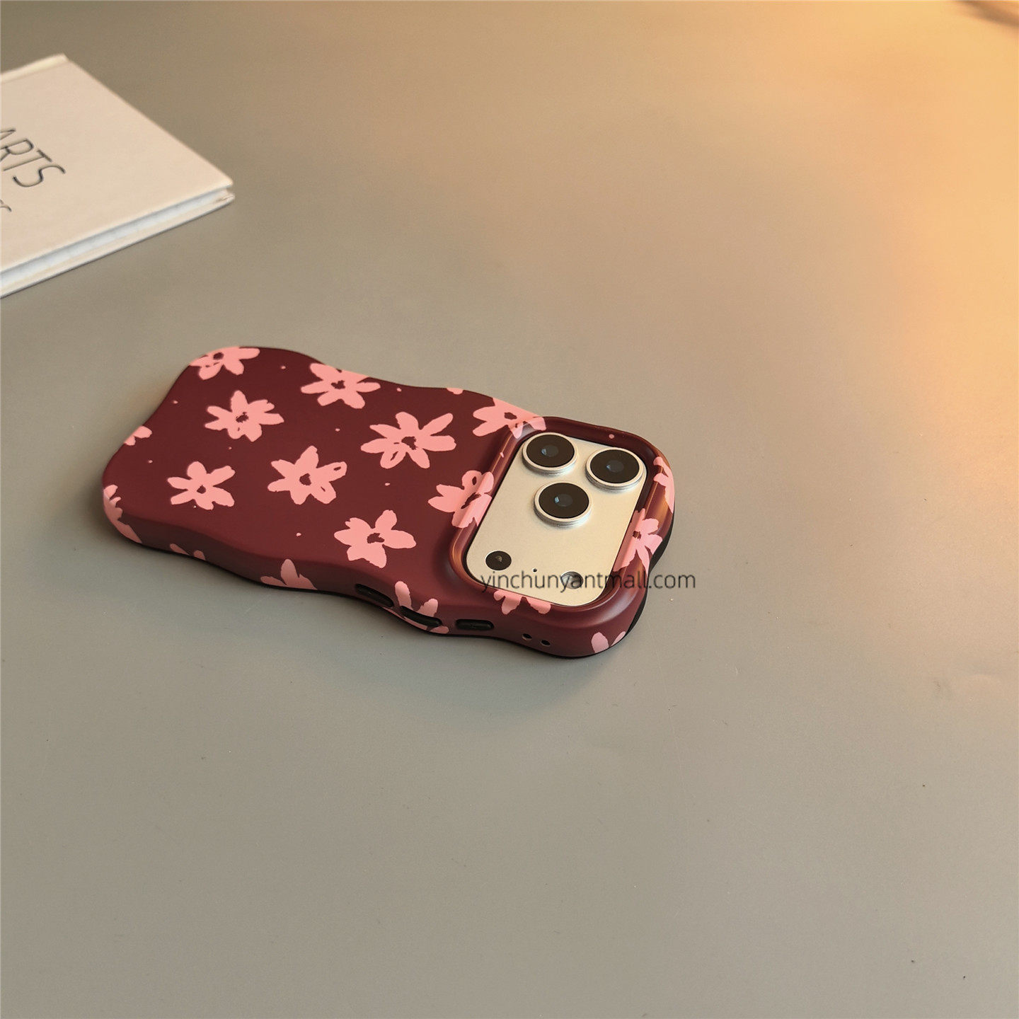 酒红底粉色花适用苹果17手机壳磨砂16Pro硬15pro简约16高级感iPhone15防摔14新款17pro全包16promax男女,3C数码配件,手机保护套/壳,淘宝优惠券,粉丝福利购,淘宝优惠卷