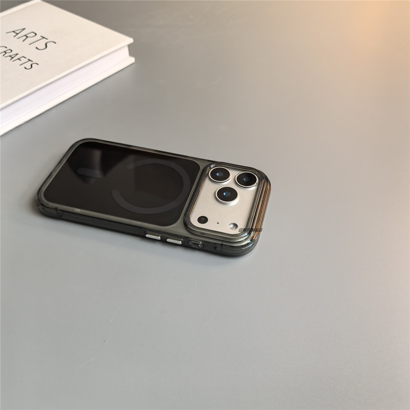 黑色实色磁吸适用苹果18手机壳硬17Promax透明18pro简约16高级感iPhone15防摔新款全包16pro男女超火新款