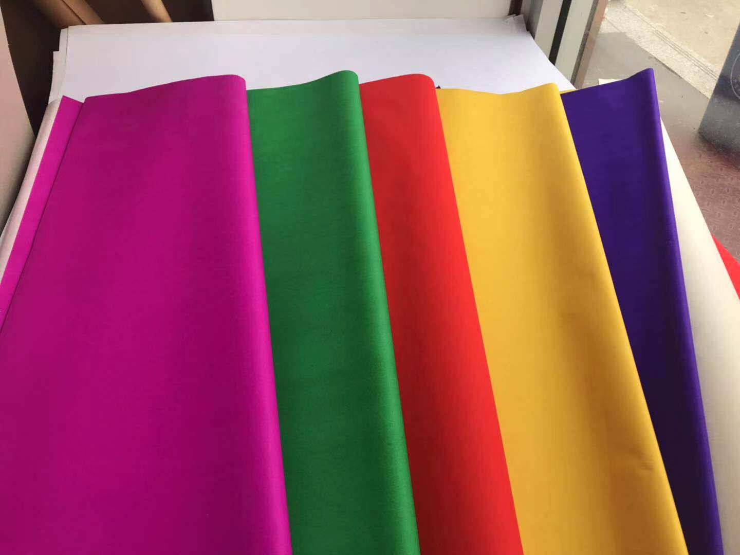 【60克单面五色纸大张红纸祭祀纸纸对联纸黄纸绿蓝纸黑纸剪纸广告】