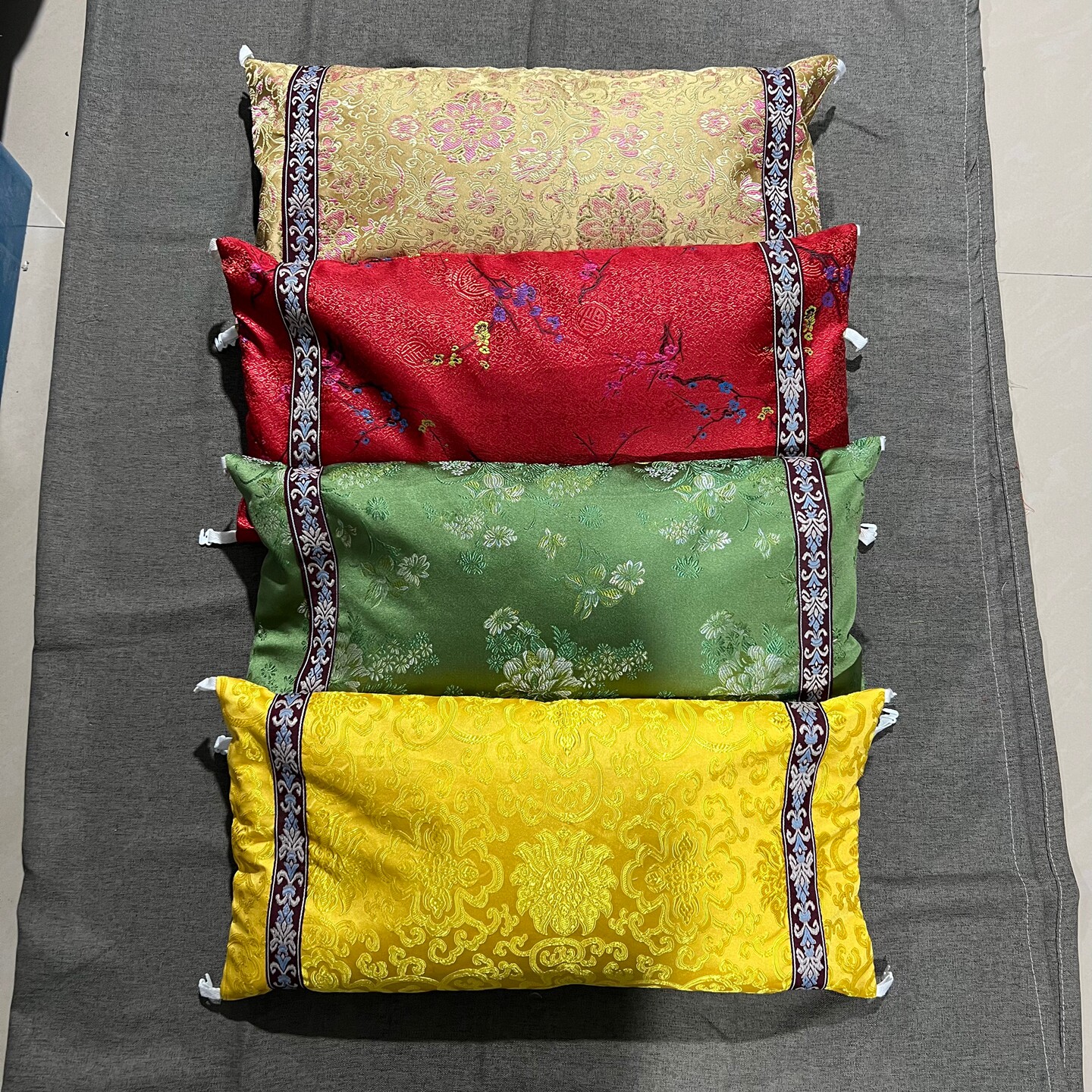 锦缎枕头纯棉荞麦壳护颈枕助眠可拆卸儿童学生成人四季