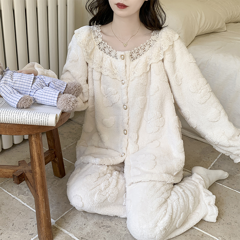 杏色法兰绒睡衣女冬天公主风