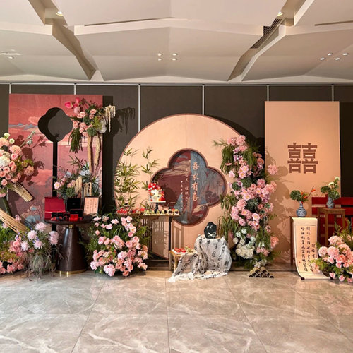 新中式订婚宴布置高级感国风kt板