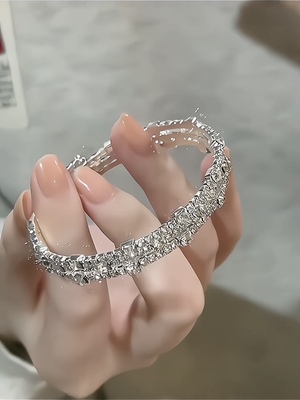 蹦迪手链高级感满钻手镯