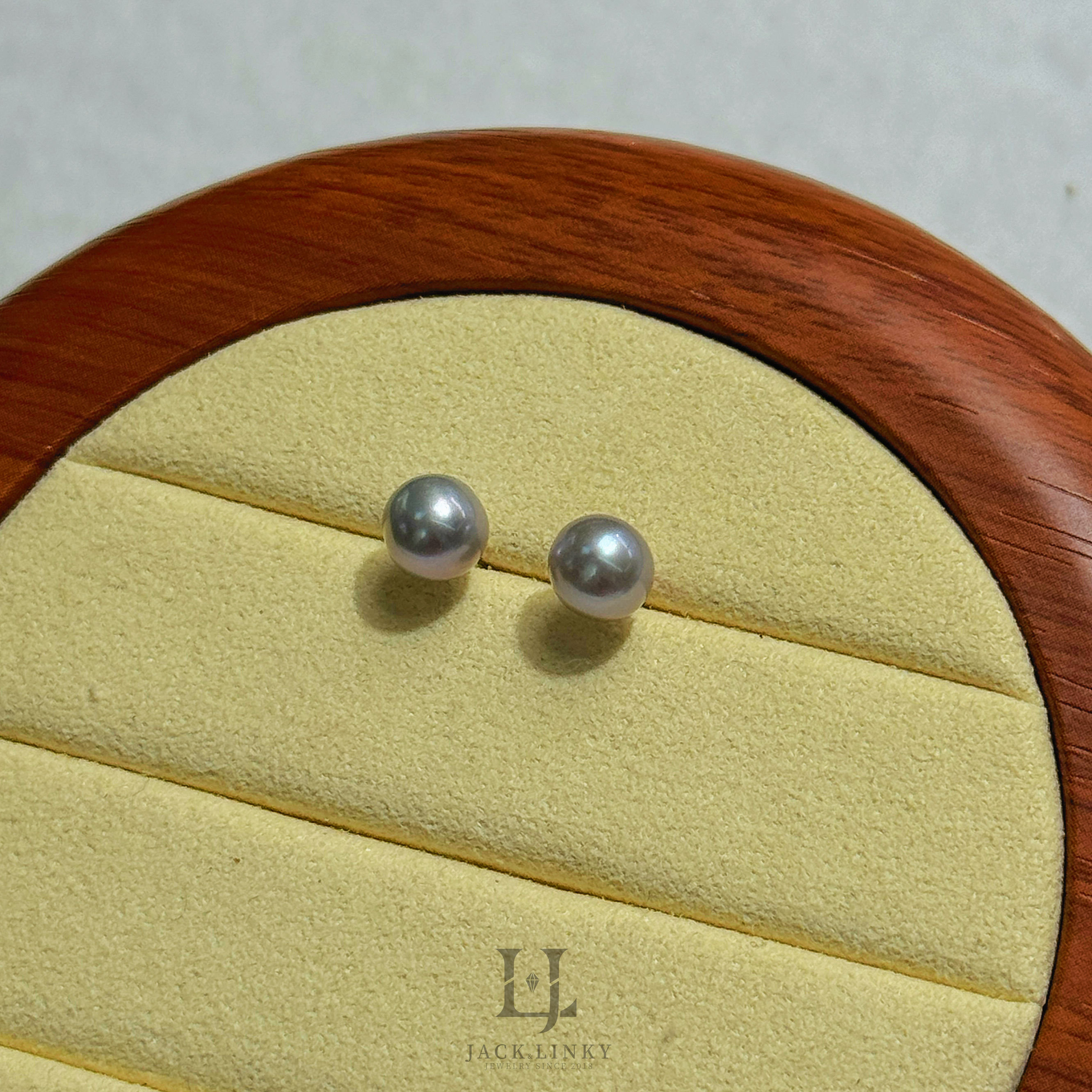 海水真多麻珍珠素耳钉