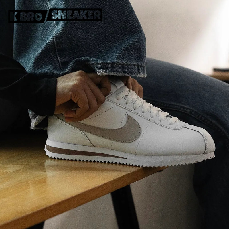 NIKECLASSICCORTEZ防滑跑鞋