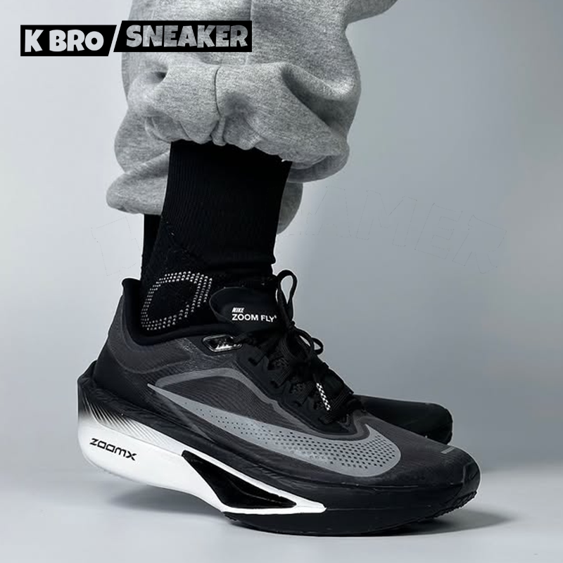 NIKE ZOOM FLY 6 跑鞋碳板防滑舒适圆头厚底支撑回跑鞋5