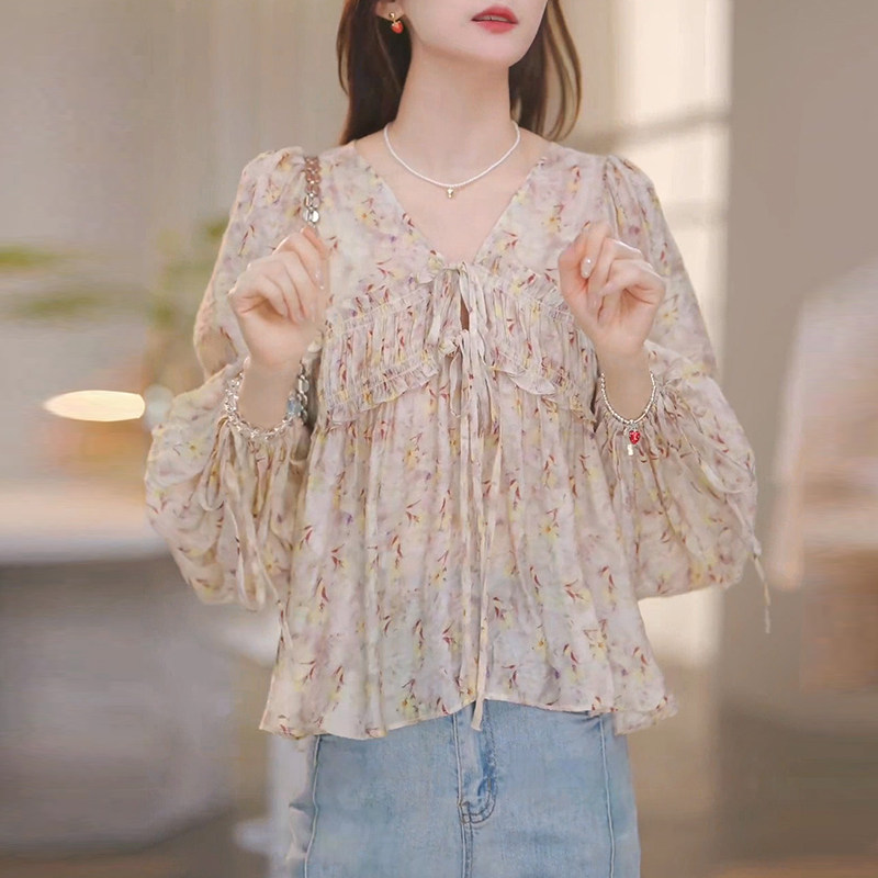 法式碎花衬衫2026早春新款V领灯笼袖雪纺衫高级感小众绝美衬衣女