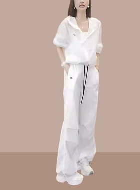 白色休闲运动套装2026夏季简约显瘦连帽冲锋衣抽绳裤穿搭一整套女
