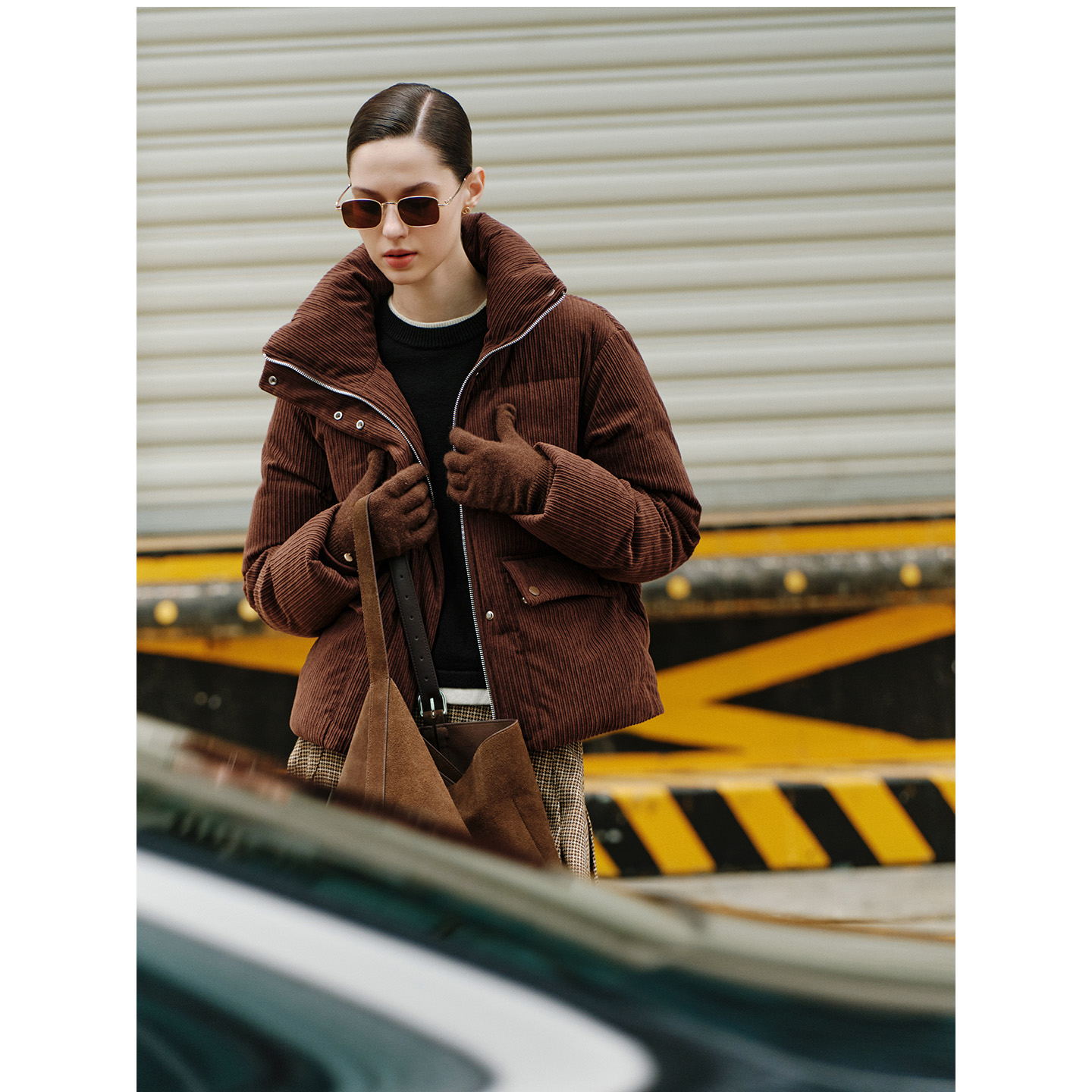 卓凡尼·华伦天奴加厚立领羽绒服