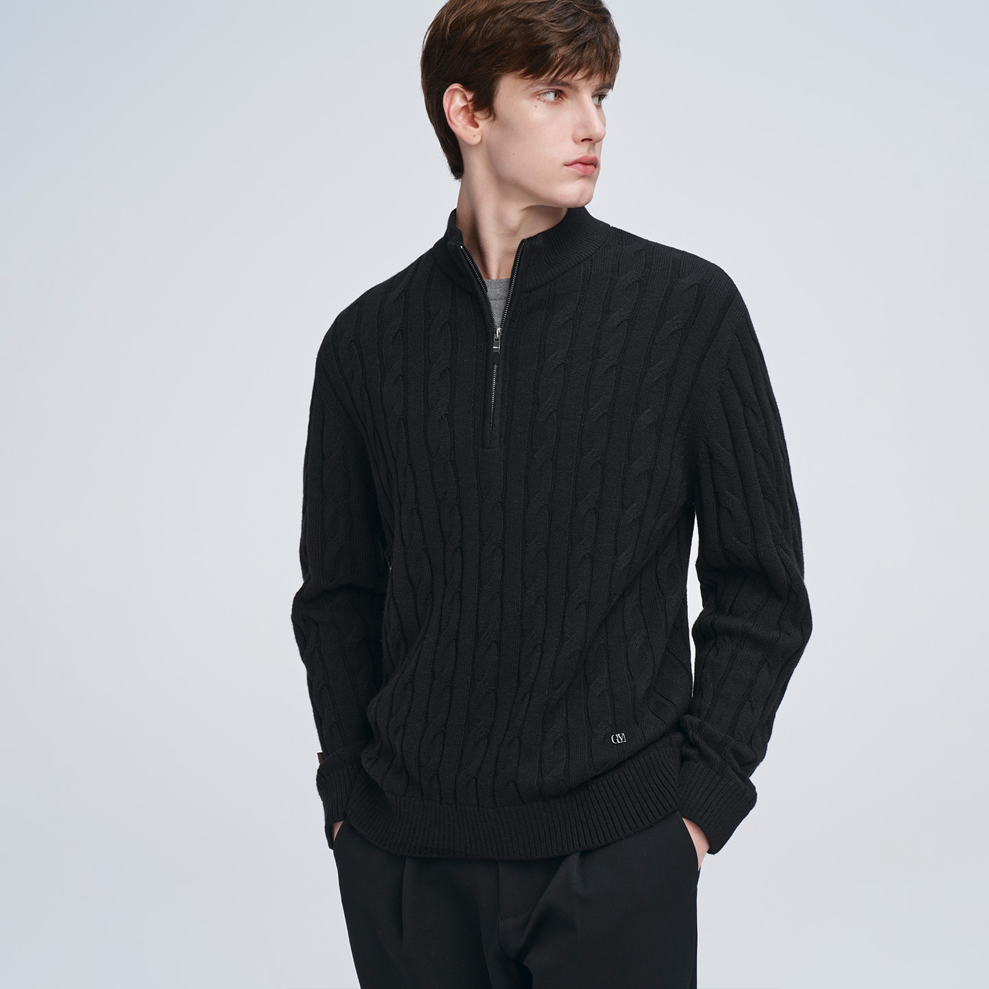 卓凡尼·华伦天奴全羊毛针织衫