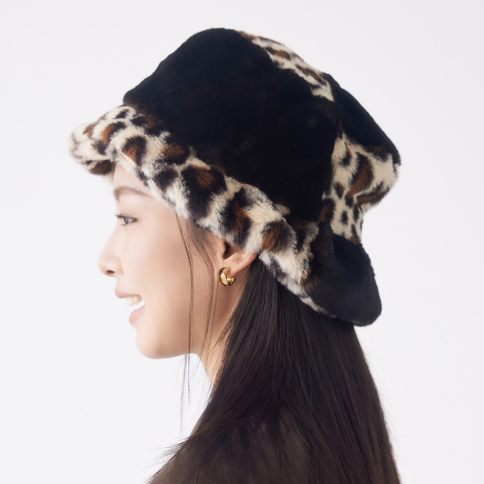 clásico拼接豹纹毛毛渔夫帽