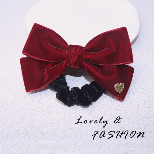 气质女孩爱心蝴蝶结头绳