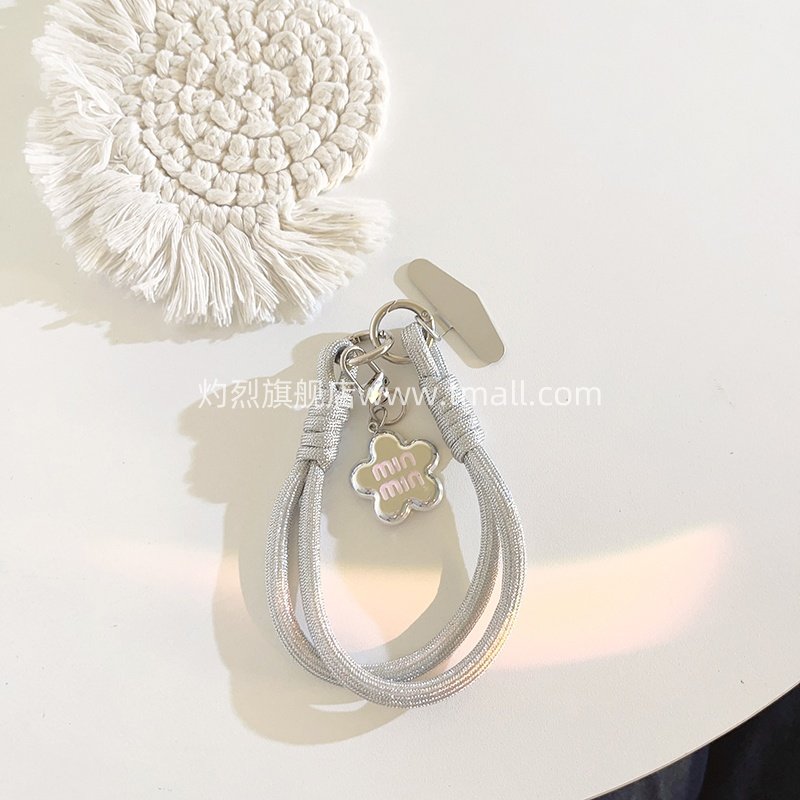 网红立体银粉MIN花朵挂坠手机壳编织尼龙短款腕带手绳百搭潮流个性女款手提防丢挂绳ccd拍立得耳机套便携手环,3C数码配件,手机挂件/手机链,淘宝优惠券,粉丝福利购,淘宝优惠卷