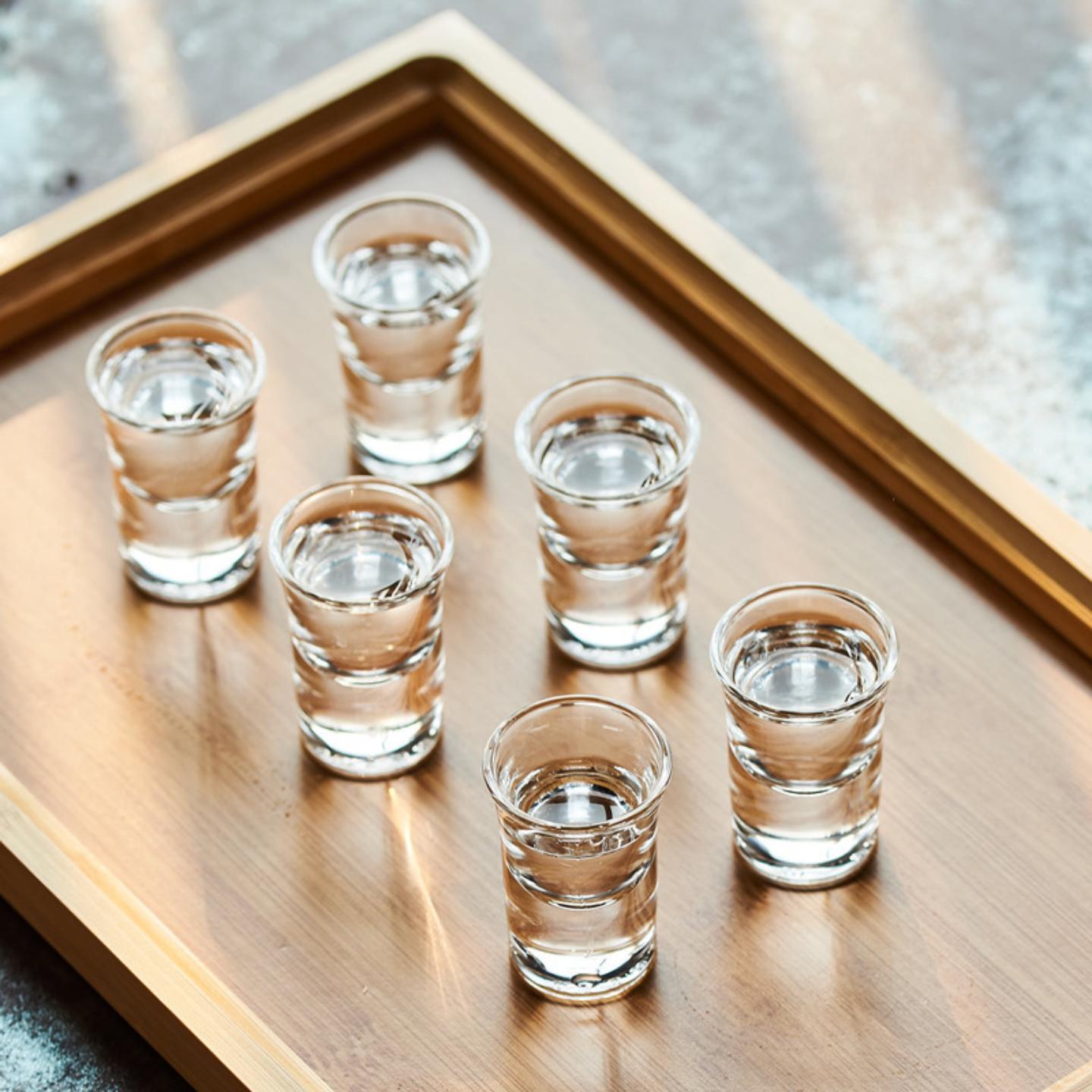 6只装玻璃白酒杯家用喝白酒杯子