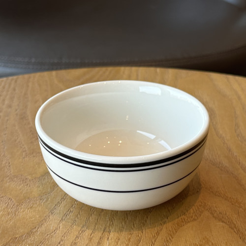 TUXTON正品陶瓷黑线圆形米饭碗