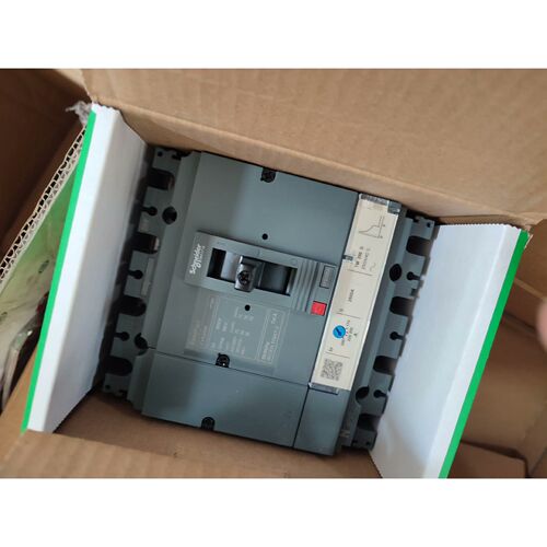 客服在线:施耐德CVS250F塑壳断路器最后12只4P250A拆漏电模【议价