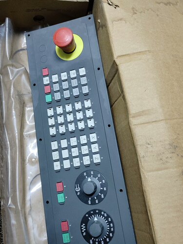 6FC5103－0AD03－0AA0西门子840c mcp全新拆封