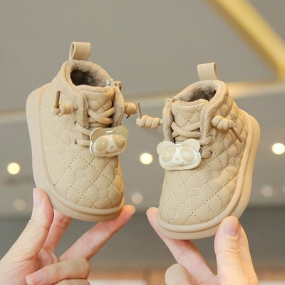 小月龄外出鞋秋冬季休闲鞋子软底皮靴子男童宝宝鞋加绒棉鞋学步鞋