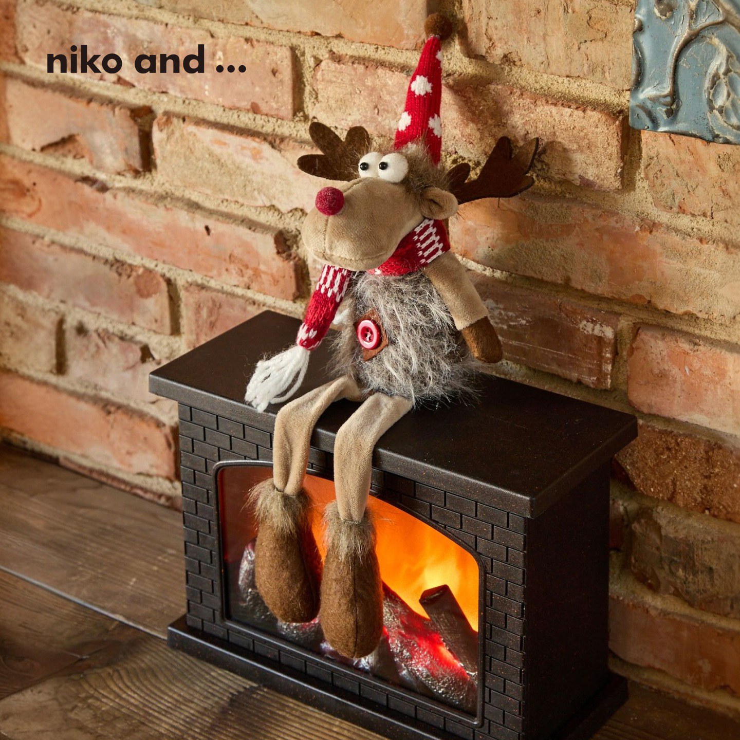 niko and ... 圣诞系列2025新款丑萌麋鹿毛绒玩偶装饰摆件497593