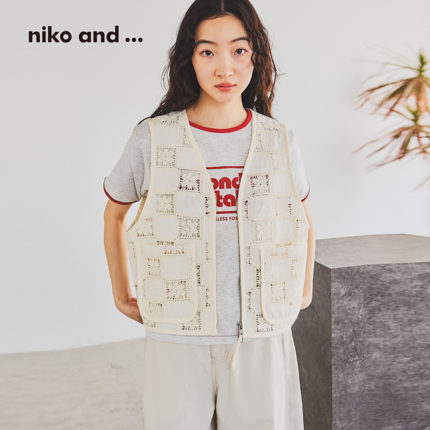 niko and ...马夹女2026夏季新款文艺风镂空外搭背心631250