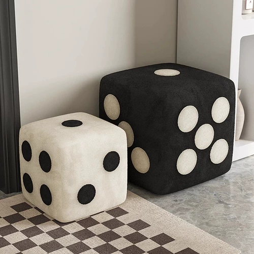 Небольшой стул домохозяйства смены обувной стул с твердым деревом карликовых табуреток простой пирс творческий диван гостиной мягкая сумка мягкая сумка