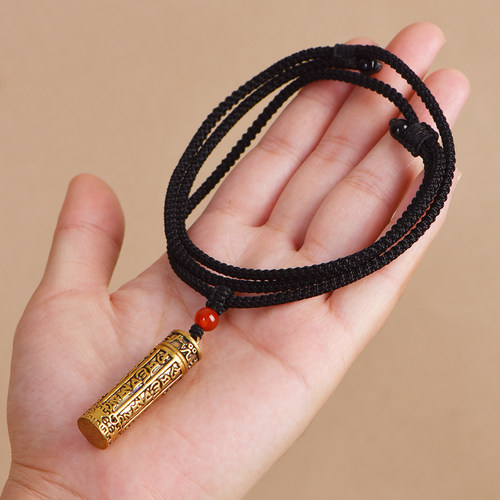 可打开装朱砂的空心吊坠