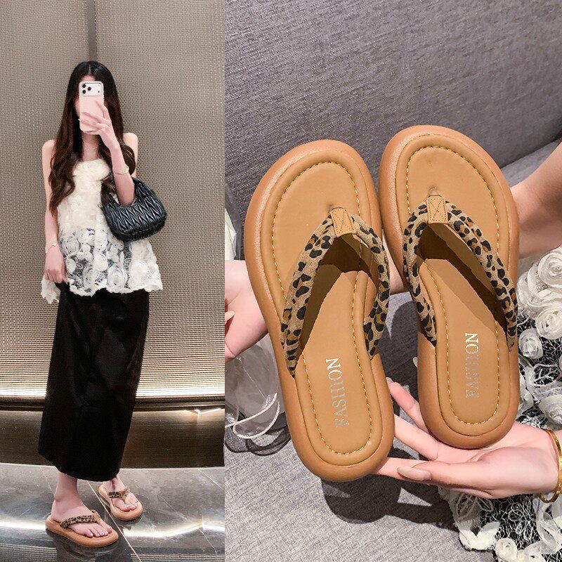 厚底人字拖女款黑色夏季外穿防滑2026新款休闲百搭海边沙滩凉鞋女