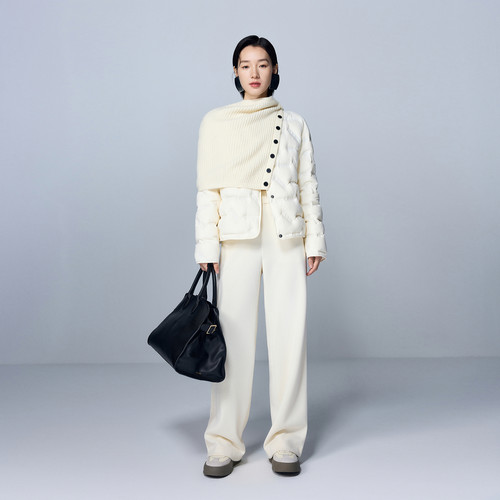 丽雪leisure2025冬新款90白鸭绒羽绒服短款轻薄外套围脖保暖