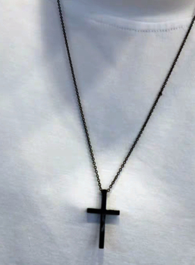 嘻哈个性简约十字架男女钛钢项链