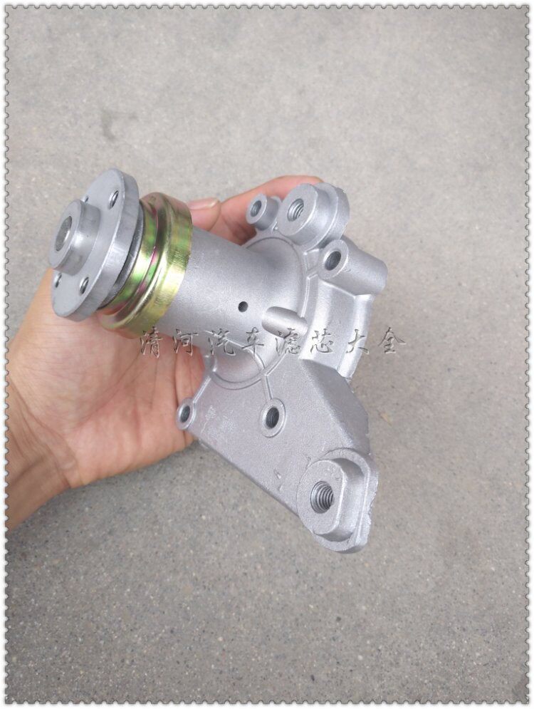 适配 一汽佳宝6371 V52 T51 465发动机汽车水泵冷却水泵