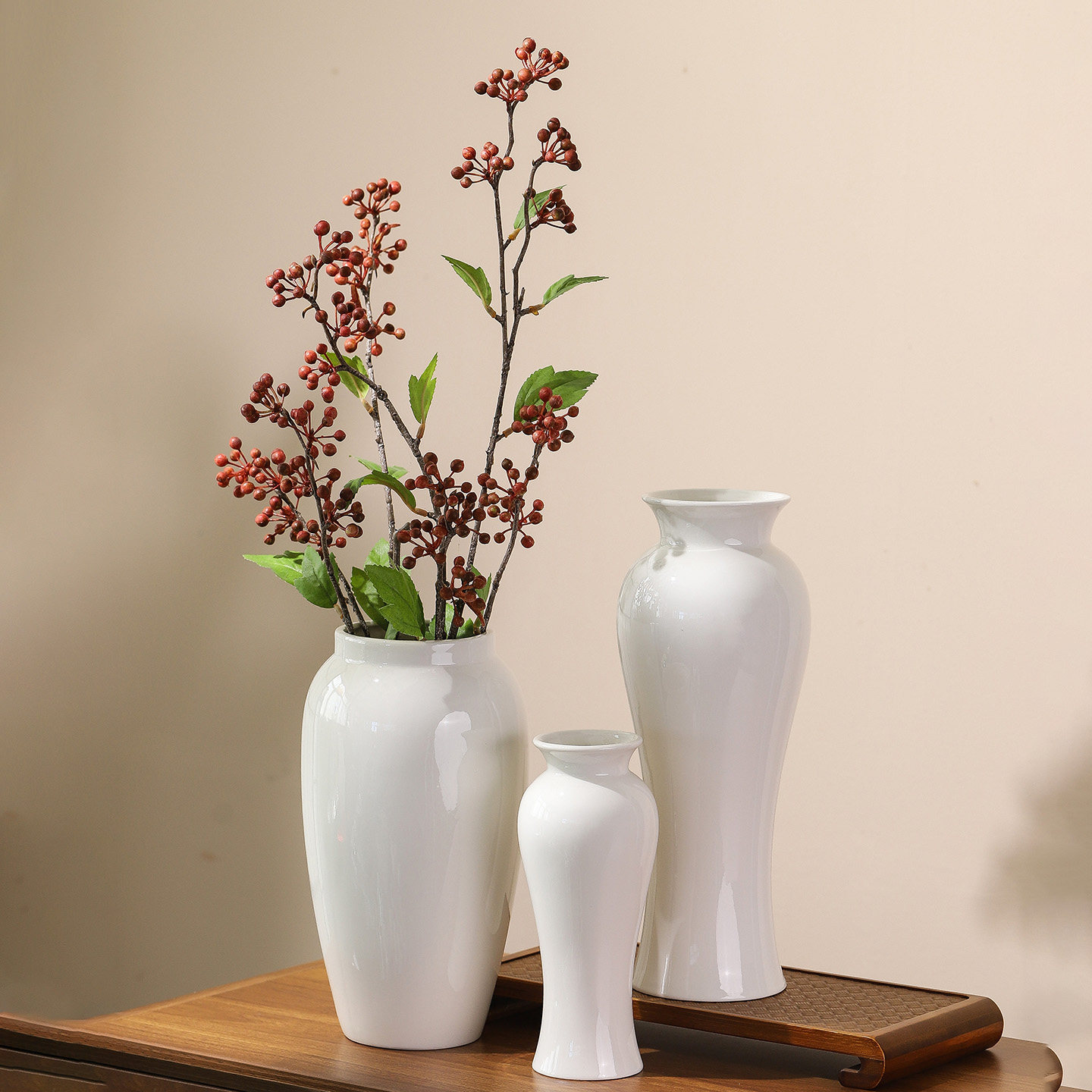 白色陶瓷花瓶现代简约优雅风高级感家居装饰不规则艺术插花摆件,鲜花速递/花卉仿真/绿植园艺,花瓶,淘宝优惠券,粉丝福利购,淘宝优惠卷