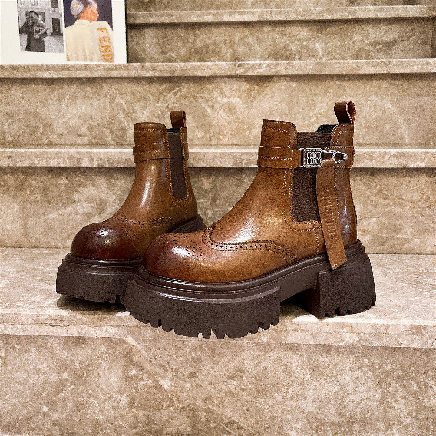 2025年新款英伦风厚底增高马丁靴布洛克真皮切尔西短靴烟筒靴女鞋,女鞋,马丁靴,淘宝优惠券,粉丝福利购,淘宝优惠卷