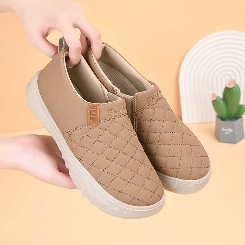 春秋新款老北京布鞋女中老年时尚百搭舒适妈妈鞋防水防滑厚底单鞋,女鞋,时尚休闲鞋,淘宝优惠券,粉丝福利购,淘宝优惠卷