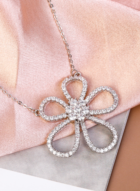 小众设计五瓣花朵项链女太阳花锁骨链ins网红爆款满钻山茶花颈链