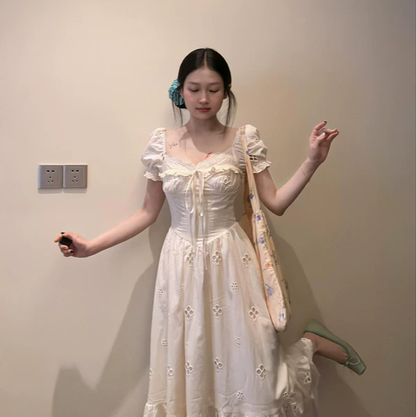 白月光连衣裙浪漫高档中长款连衣连衣裙