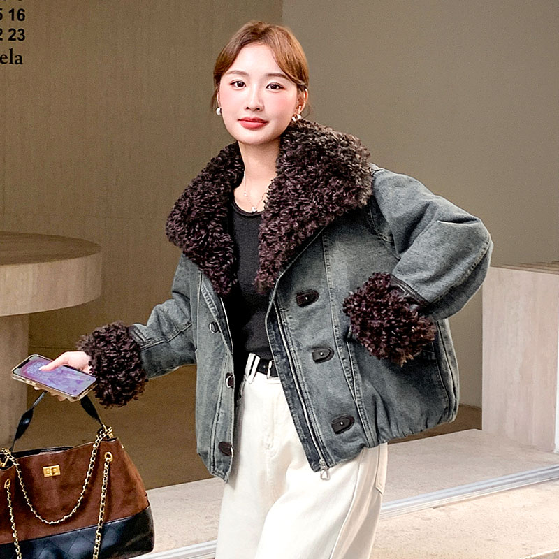 大翻领加棉派克复古牛仔外套女