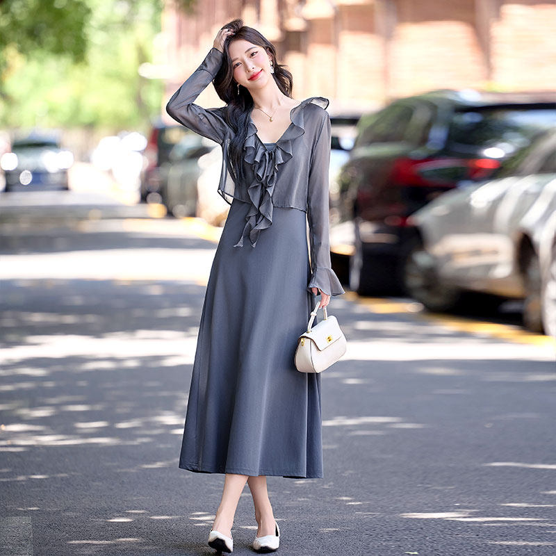 早秋穿搭一整套外搭配吊带连衣裙时尚高级感女装夏2025新款两件套