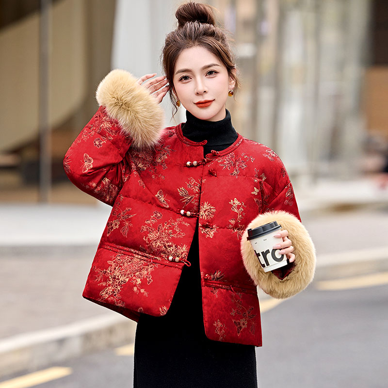 红色提花国风短款羽绒服2025新款