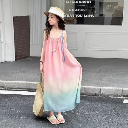 女童吊带连衣裙夏季2025新款儿童超仙长裙女大童度假风海边沙滩裙
