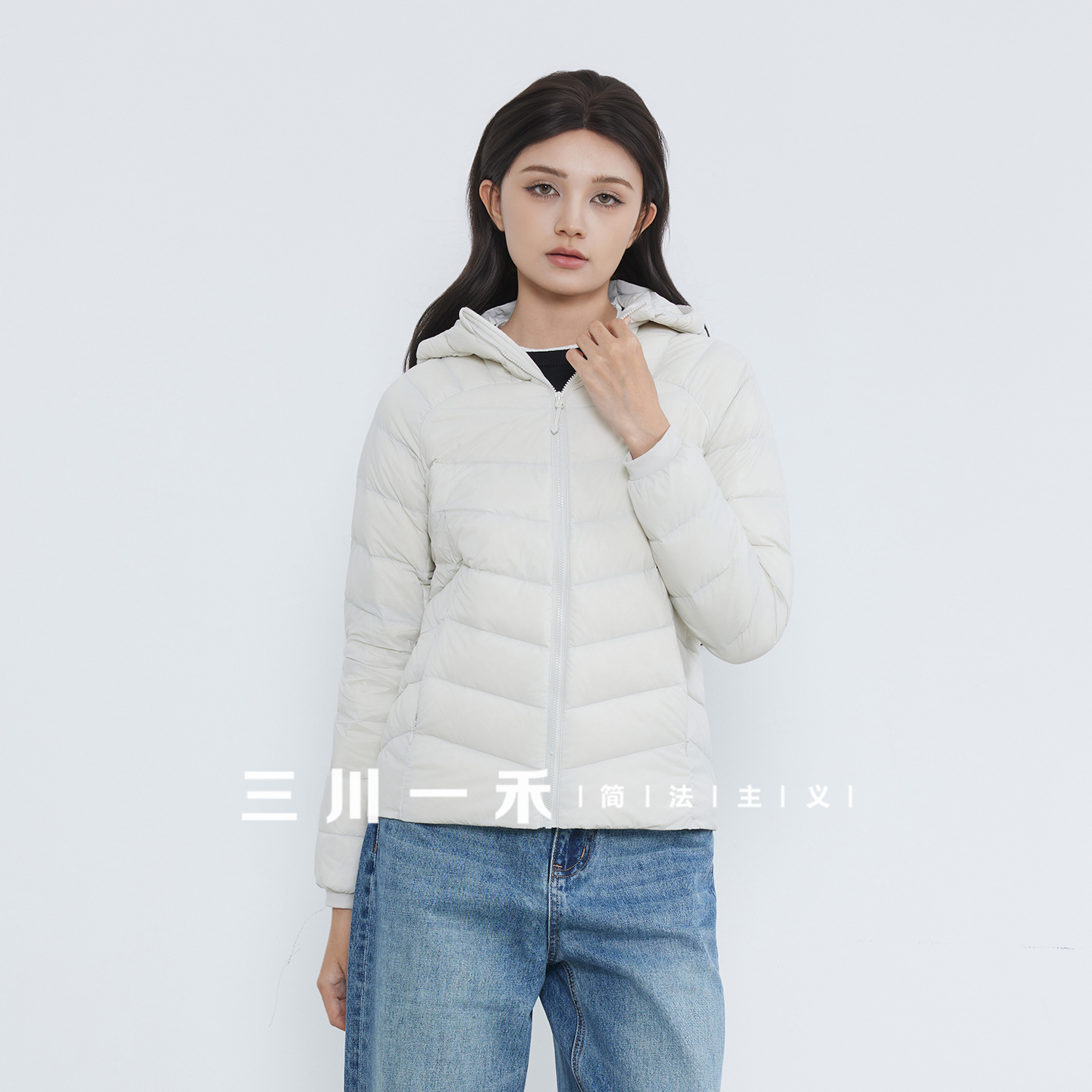 三川一禾女士连帽轻薄羽绒服