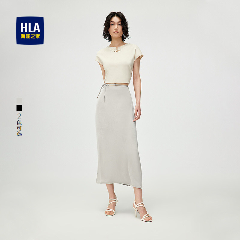 HLA/海澜之家休闲风半身裙26夏质感压花柔软服帖显瘦裙子女装