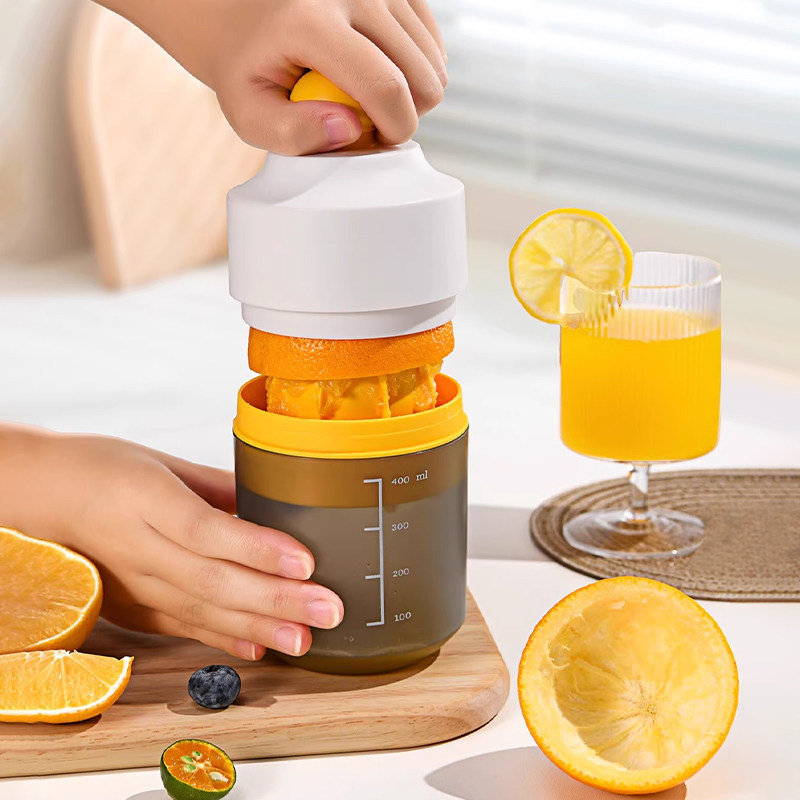 手动榨汁器橙子压汁器简易小型便携式挤压水果神器橙汁柠檬榨汁机