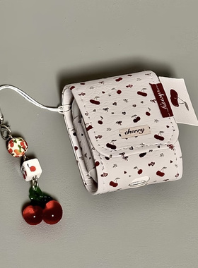 适用Airpods pro3耳机保护套秋冬皮质小清新樱桃苹果4耳机套AirPods1/2代保护壳带吊坠airpods3代蓝牙耳机壳