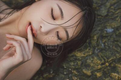预售 进口日文 真島なおみ写真集 Swamped 真岛直美